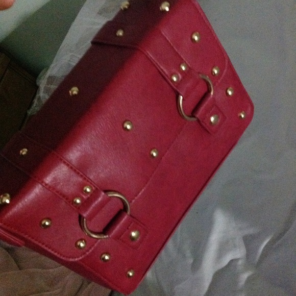 Vintage inspired crossbody shoulder studded bag - Picture 4 of 7